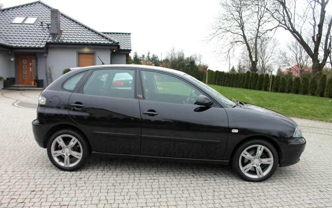 Seat Ibiza cena 15900 przebieg: 229000, rok produkcji 2005 z Tarnobrzeg małe 277
